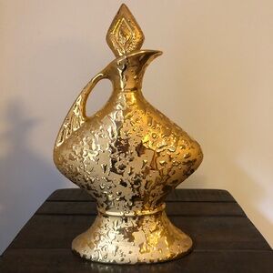 Vintage Jim Beam 1964 Weeping Gold Decanter C.Miller Genuine Regal China.